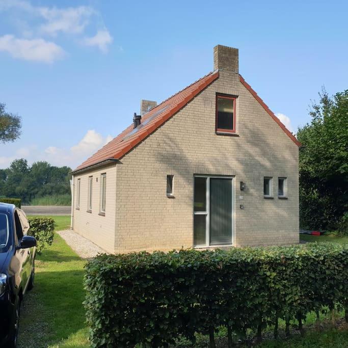 Gezellige Vakantiewoning Aan Het Water In Ewijk - Recreational Only No Workers Экстерьер фото