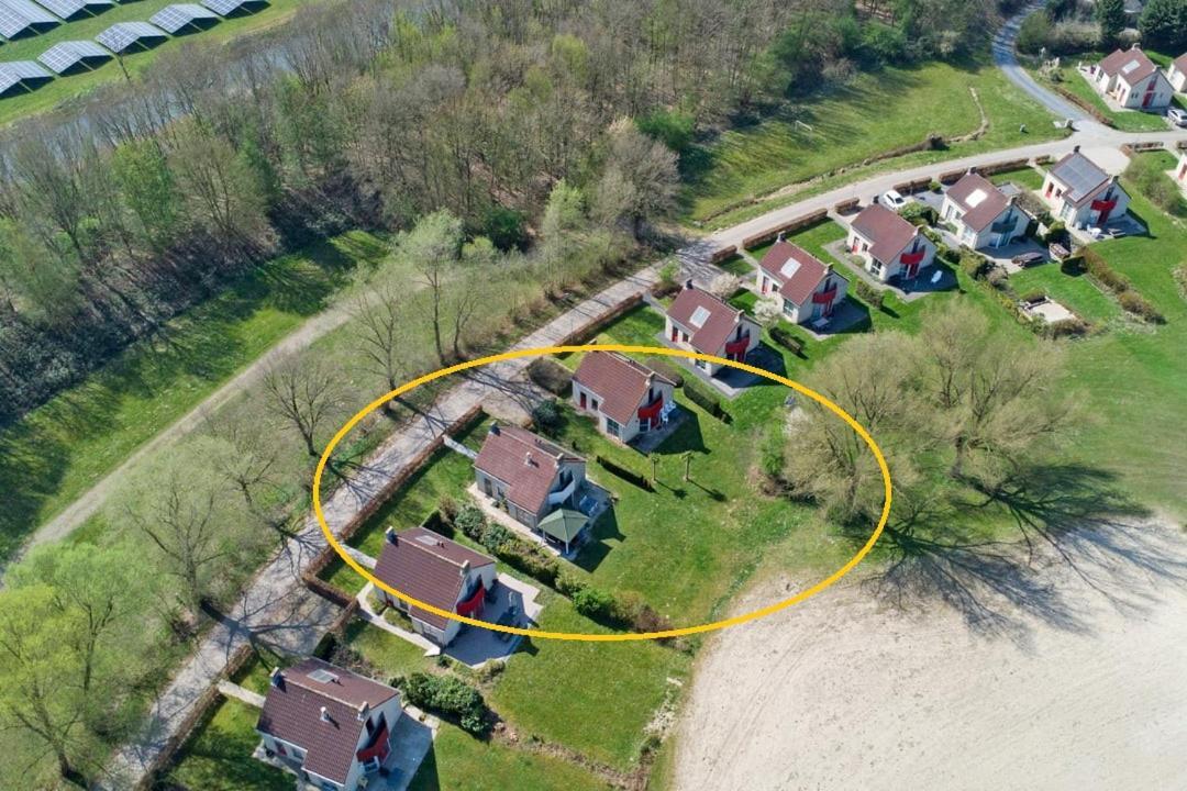 Gezellige Vakantiewoning Aan Het Water In Ewijk - Recreational Only No Workers Экстерьер фото