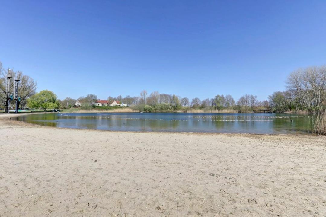 Gezellige Vakantiewoning Aan Het Water In Ewijk - Recreational Only No Workers Экстерьер фото